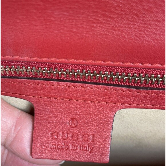 Gucci Red Padlock Shoulder Bag Small - Picture 13 of 16